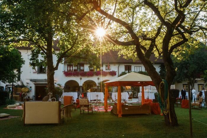 hotel schloss leonstain