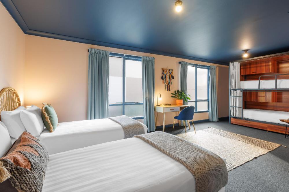 roamer st kilda formerly selina st kilda