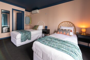 roamer st kilda formerly selina st kilda