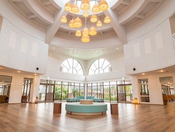 watermark hotel okinawa kume island