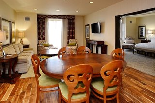 Woolley's Classic Suites Denver Airport,Denver>>Aurora,4 star