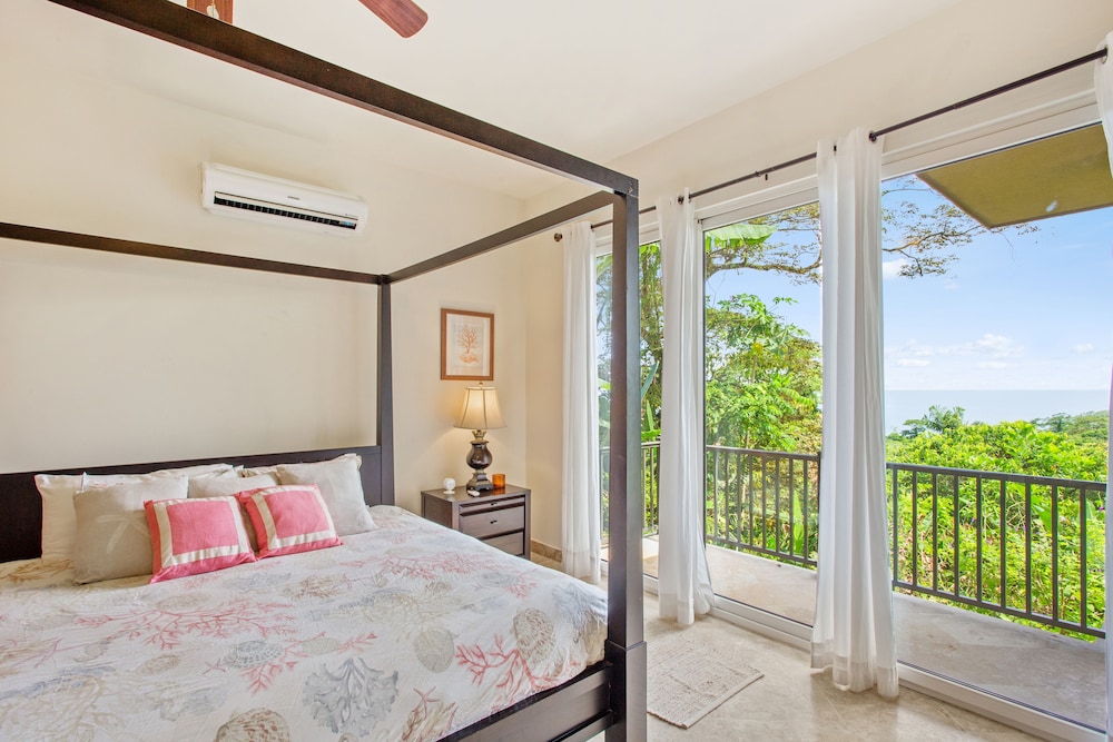 red frog beach island resort