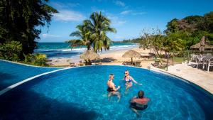 red frog beach island resort