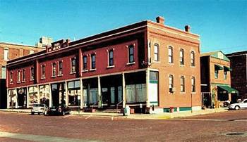 The Courtland Hotel And Day Spa,Fort Scott>>Crawford County,2 star