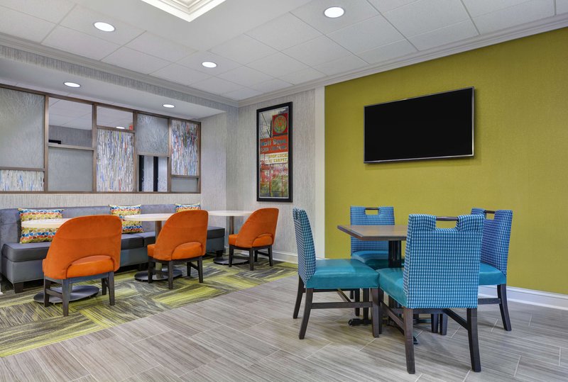 hampton inn gallatin