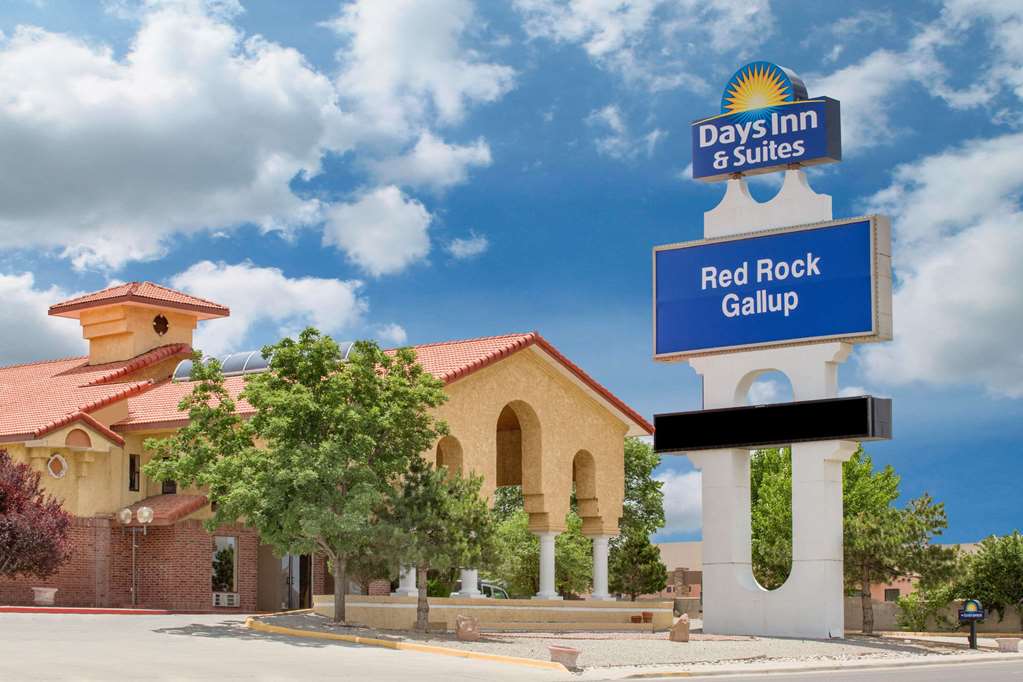 days inn and suites by wyndham red rock gallup