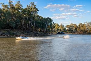 Discovery Parks - Moama West,Moama>>Echuca,4 star
