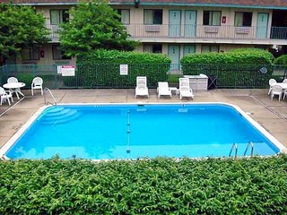 Motel 6 Amherst, Oh - Cleveland West - Lorain,Lorain>>Amherst,2 star