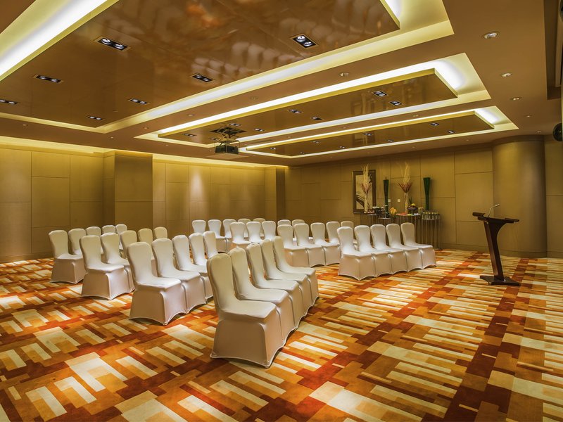 pullman linyi lushang