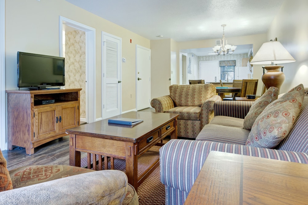 gatlinburg town square by exploria resorts
