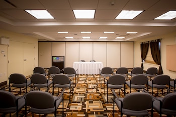 holiday inn express stellarton by ihg