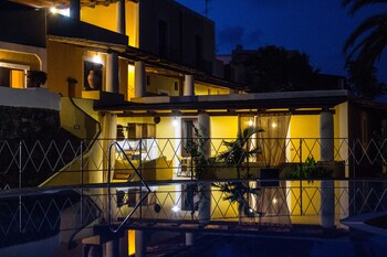hotel arcangelo salina