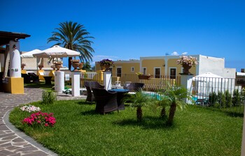 hotel arcangelo salina