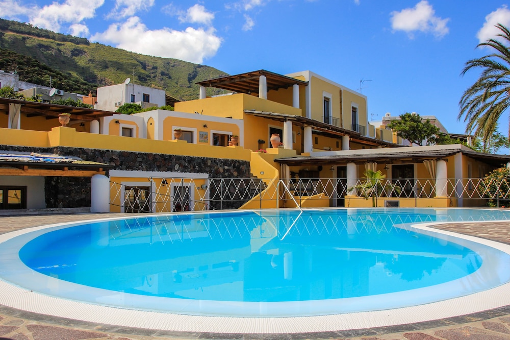 hotel arcangelo salina