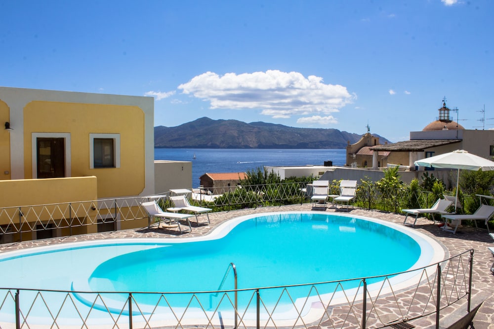 hotel arcangelo salina