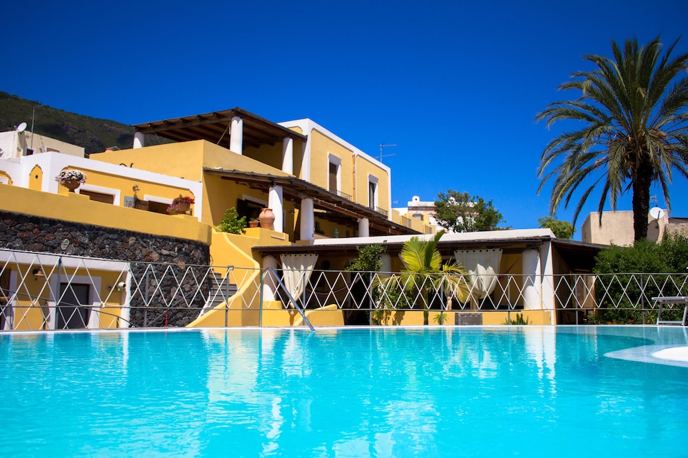 hotel arcangelo salina