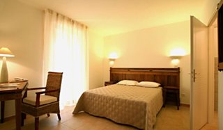 Hotel A Casa Di Maria Cicilia,Borgo>>Aleria,3 star