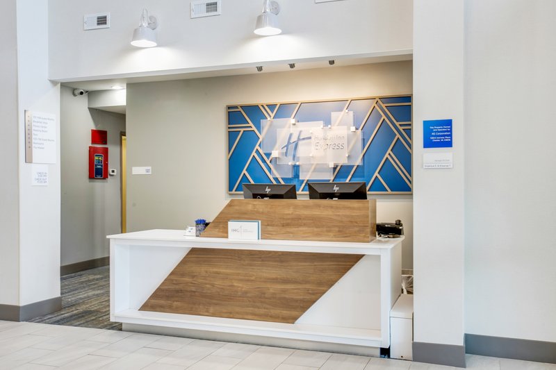 holiday inn express gloucester an ihg hotel
