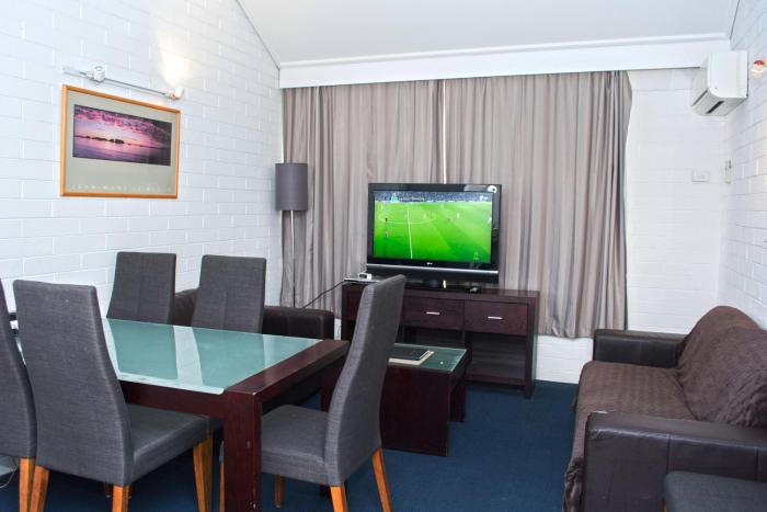 alexander motor inn and apartments