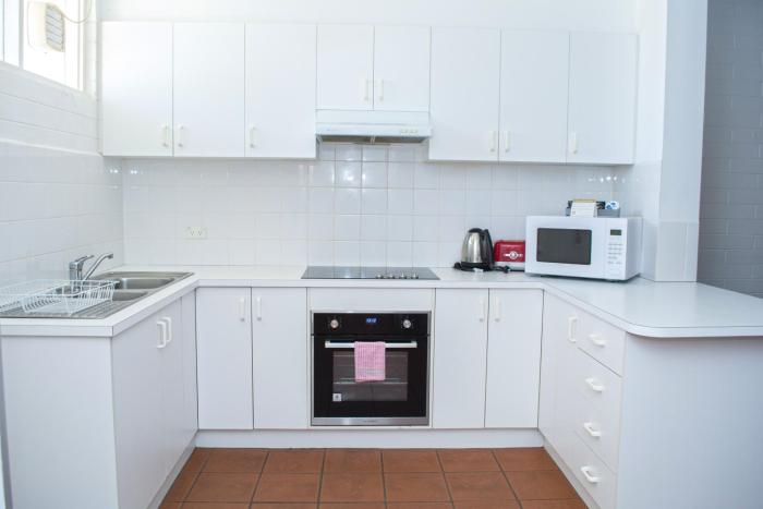 alexander motor inn and apartments