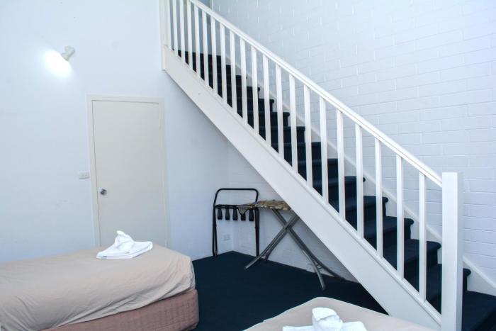 alexander motor inn and apartments