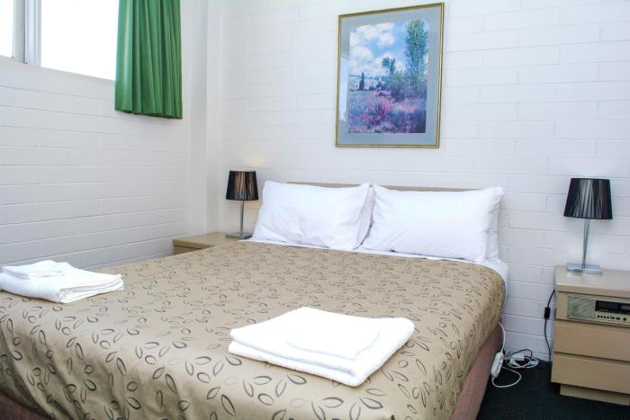 alexander motor inn and apartments