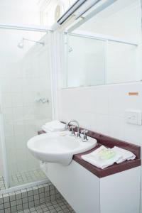 alexander motor inn and apartments