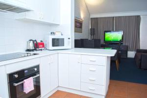 alexander motor inn and apartments