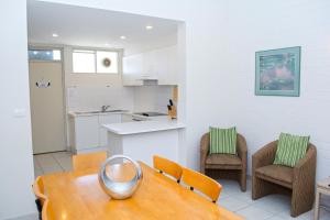 alexander motor inn and apartments