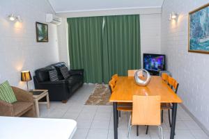 alexander motor inn and apartments