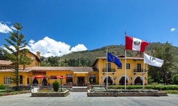 lp los portales hotel tarma