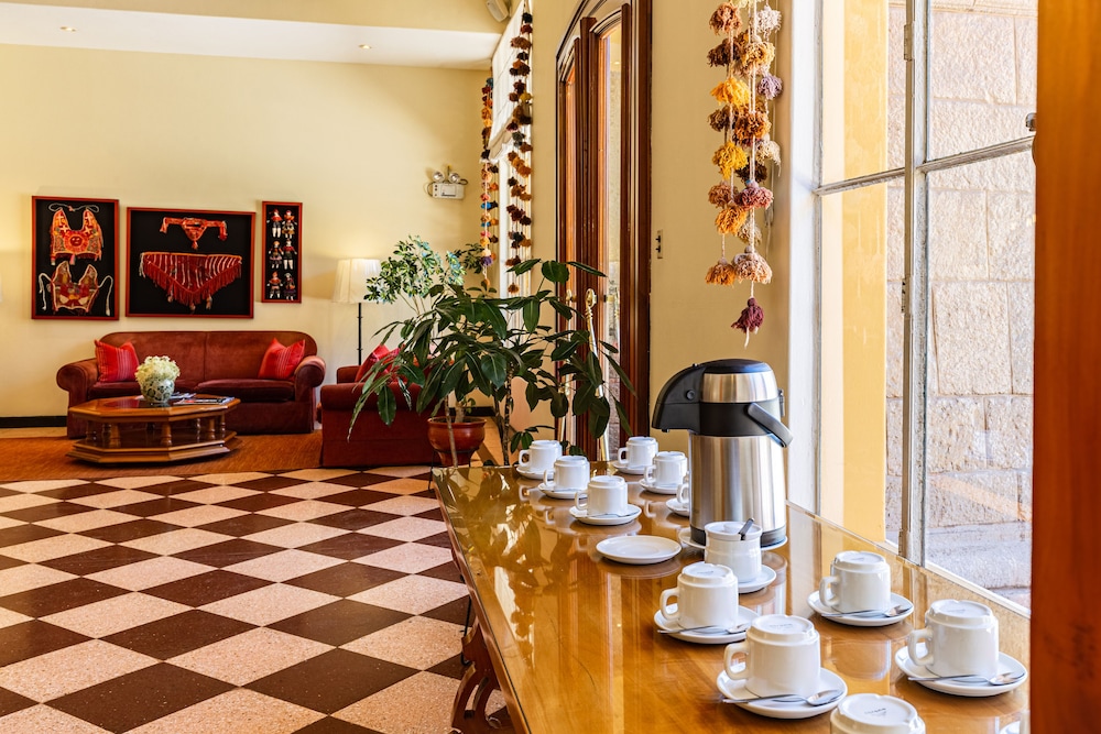 lp los portales hotel tarma
