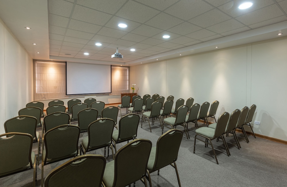lp los portales hotel tarma