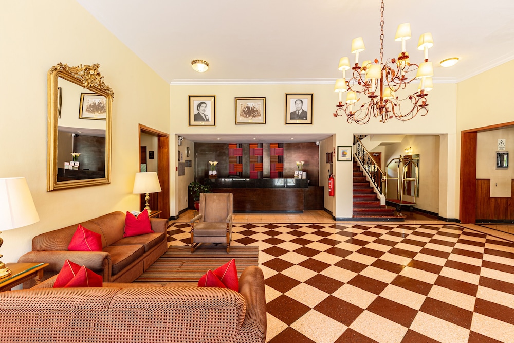 lp los portales hotel tarma