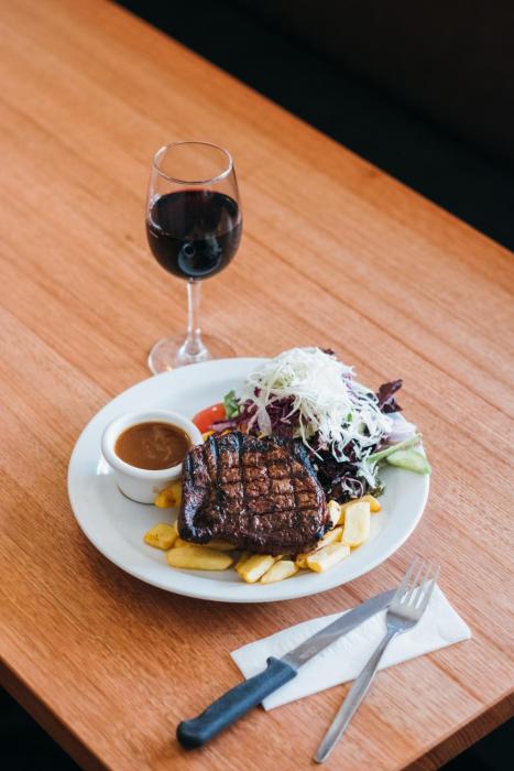 royal exhibition hotel