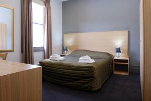 royal exhibition hotel