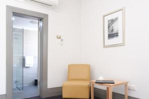 royal exhibition hotel