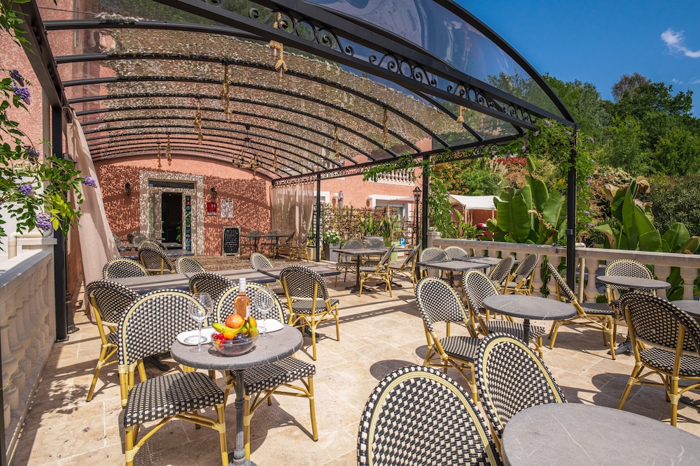 hotel les bastides st paul