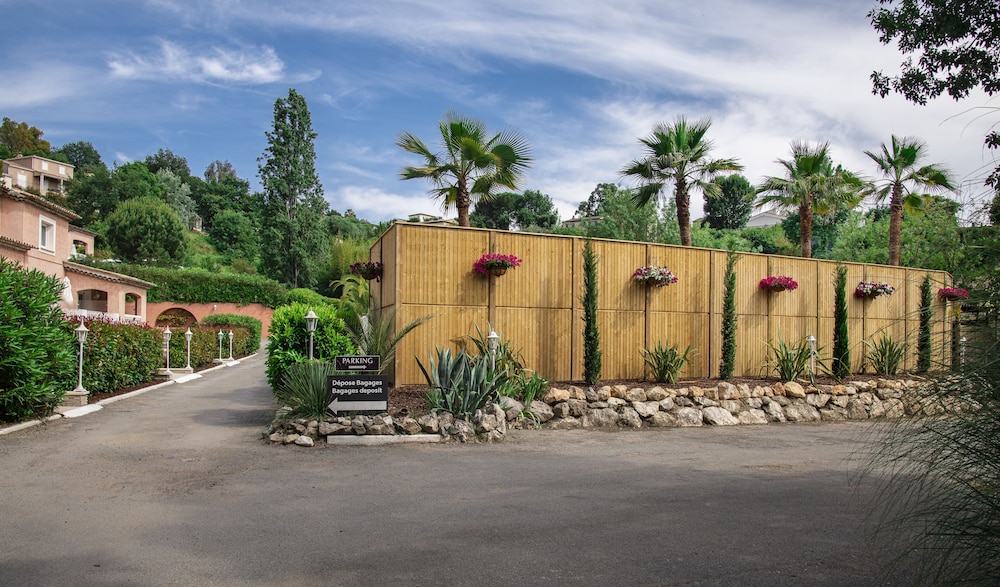 hotel les bastides st paul