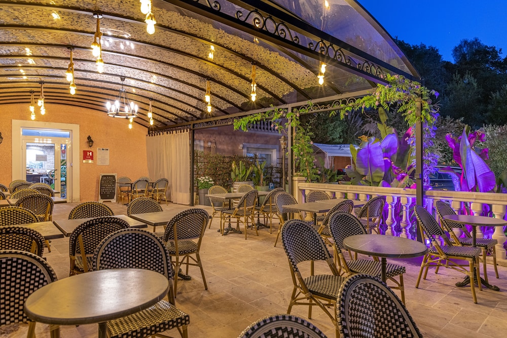 hotel les bastides st paul