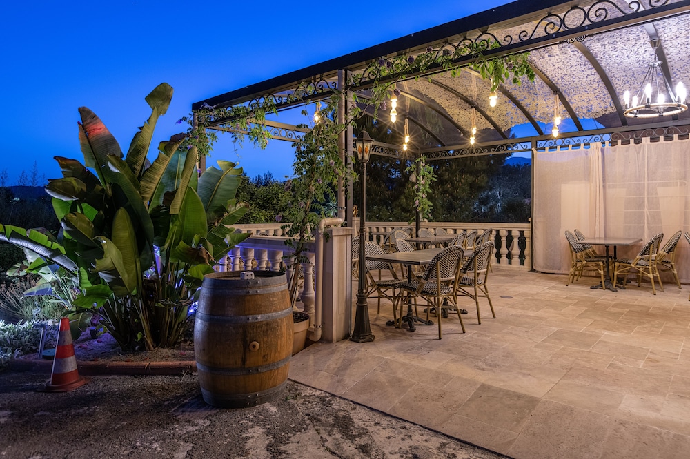 hotel les bastides st paul