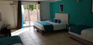 hotel les bastides st paul