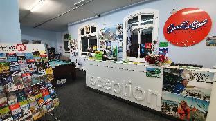 surf n snow backpackers hostel