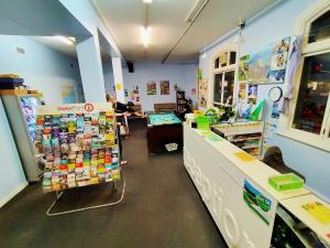 surf n snow backpackers hostel