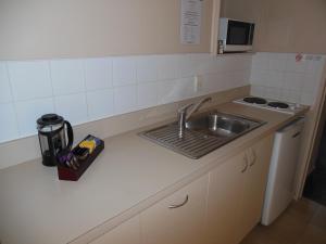 asure camelot arms motor lodge