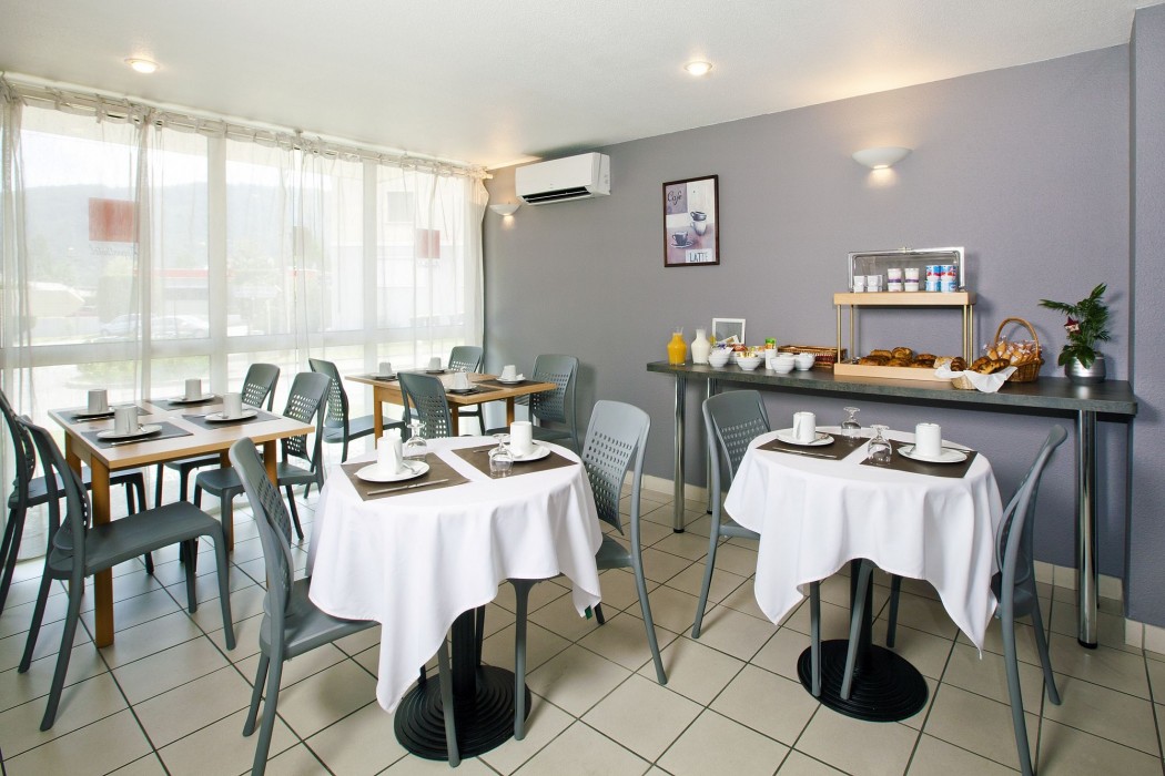 sejours and affaires annecy pont neuf