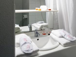 sejours and affaires annecy pont neuf