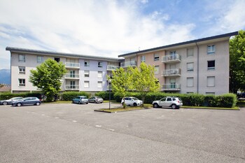 sejours and affaires annecy pont neuf