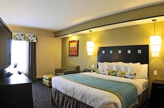 La Quinta Inn & Suites Dallas Grand Prairie South,Grand Prairie>>Dallas,3 star