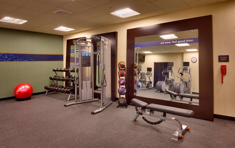 hampton inn omaha west dodge road old mill